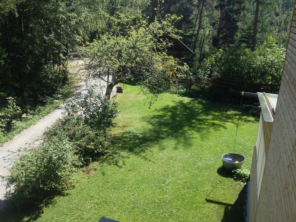 Ferienhaus Im Wald Edelschrott Exterior photo